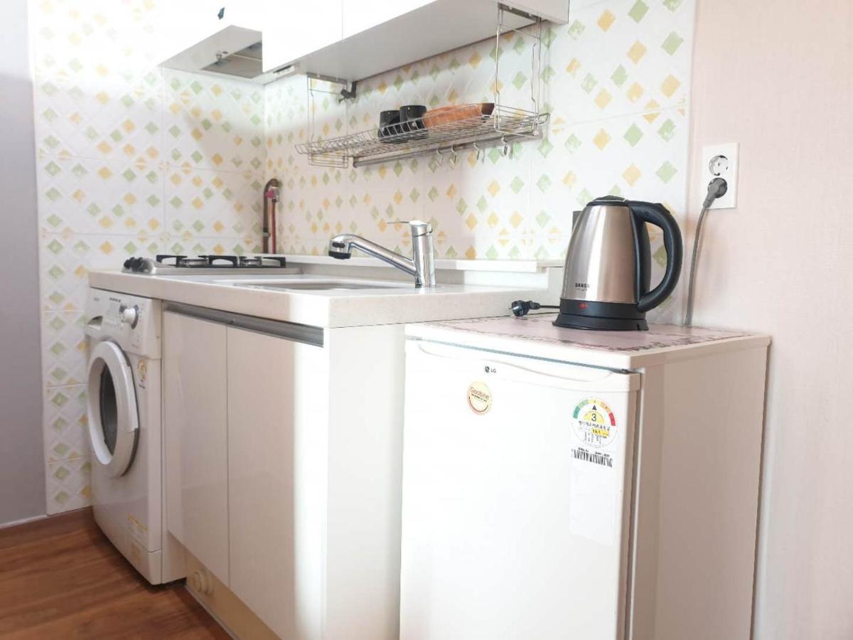 סאוגוויפו Hy Choi Hostel מראה חיצוני תמונה