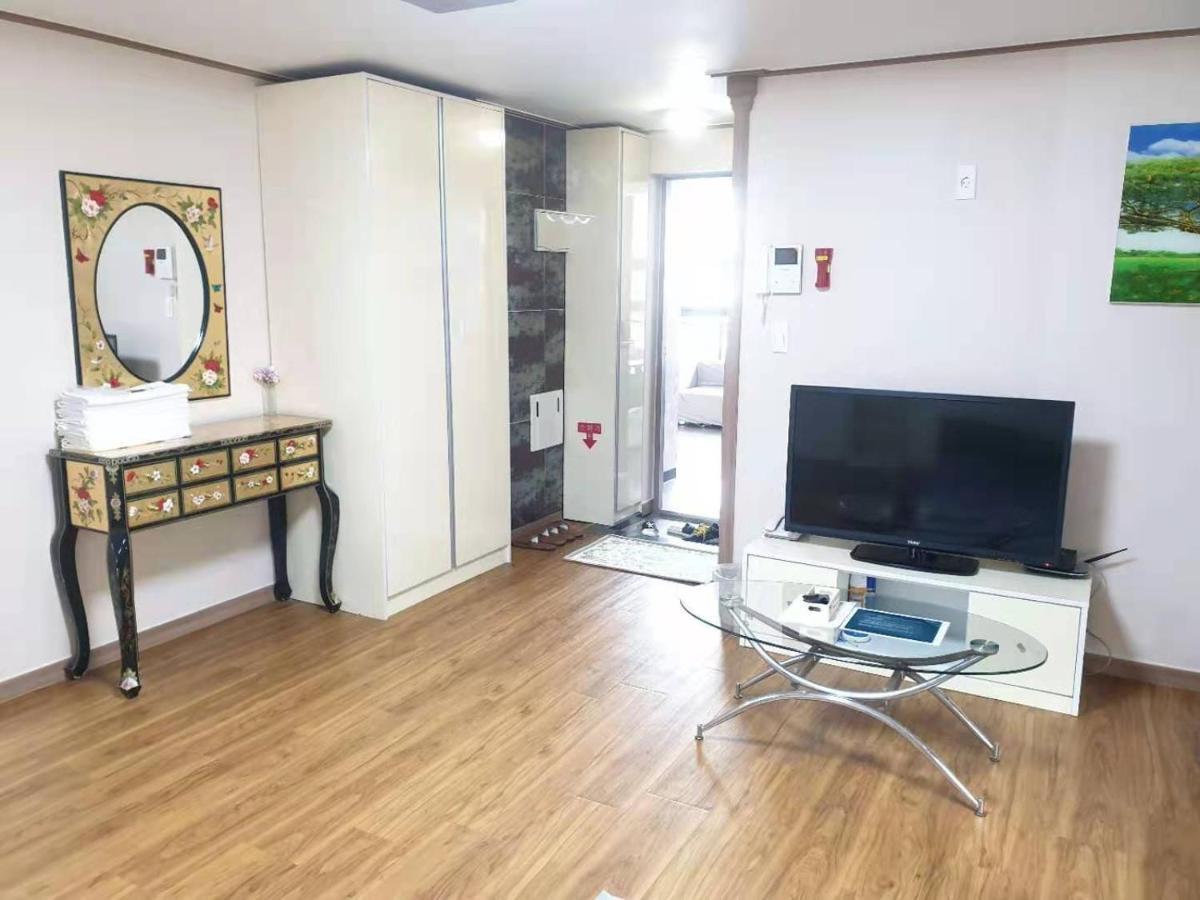 סאוגוויפו Hy Choi Hostel מראה חיצוני תמונה
