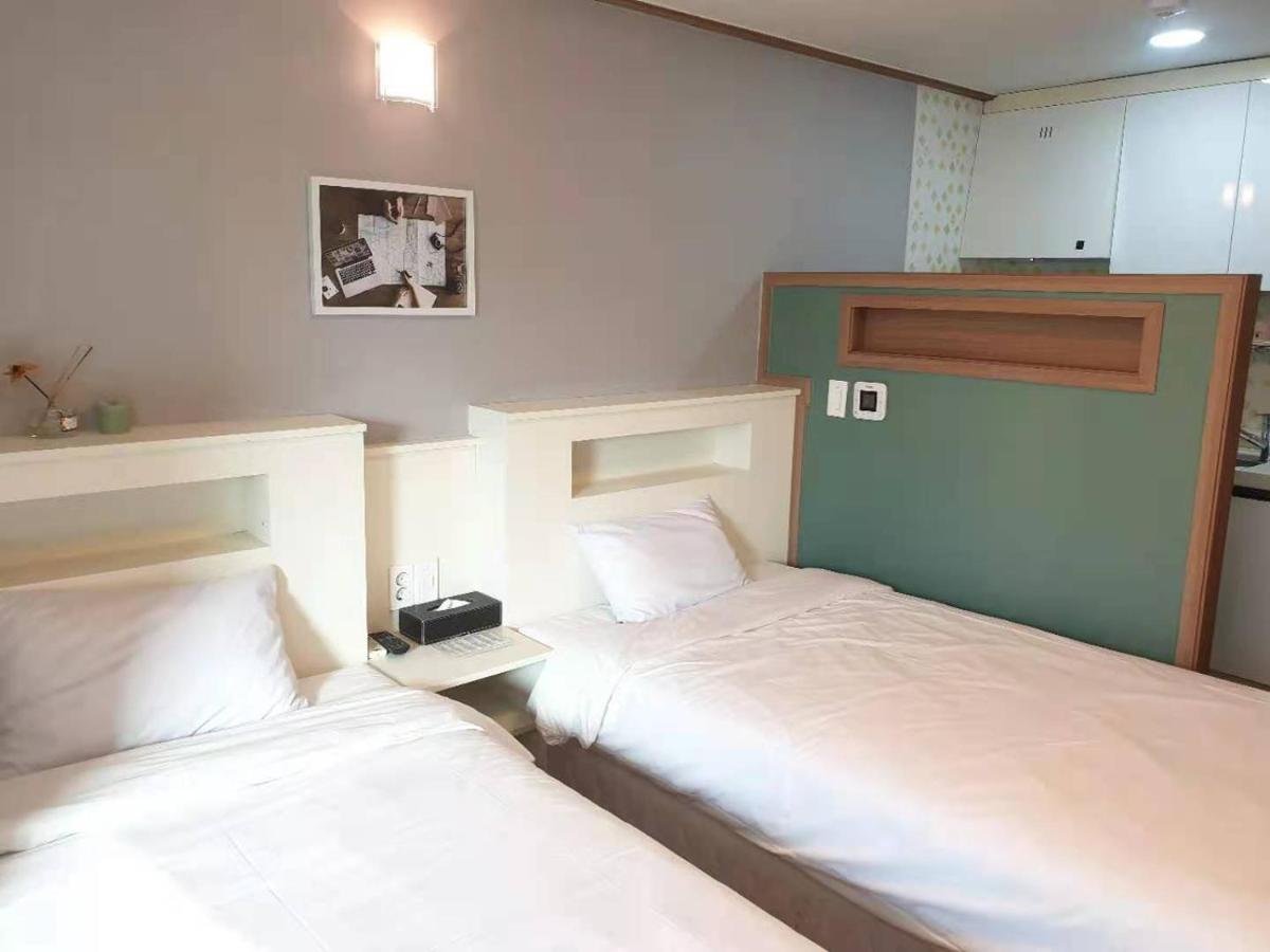 סאוגוויפו Hy Choi Hostel מראה חיצוני תמונה