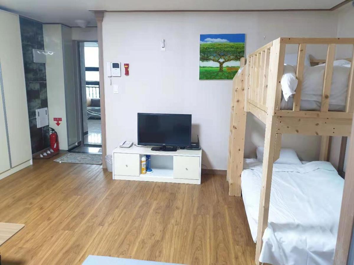 סאוגוויפו Hy Choi Hostel מראה חיצוני תמונה