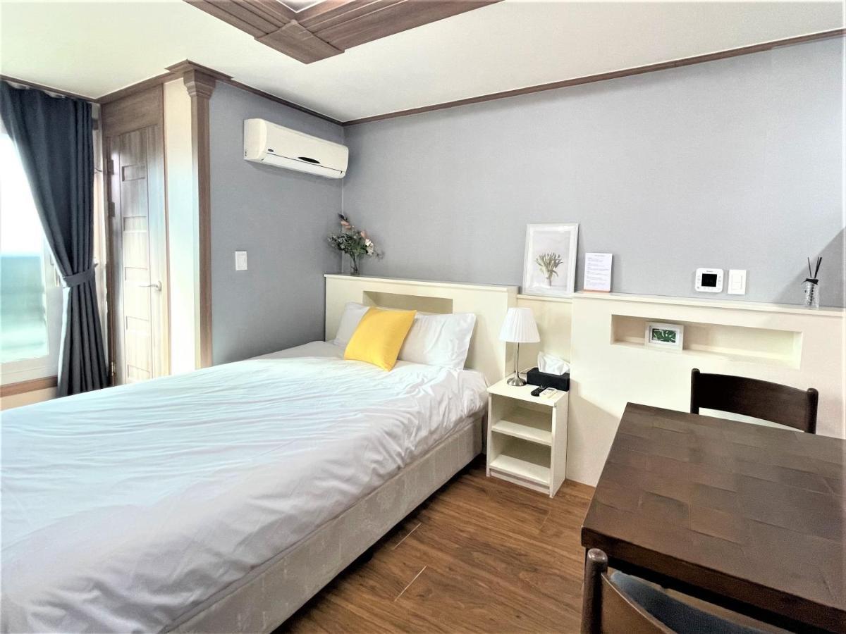סאוגוויפו Hy Choi Hostel מראה חיצוני תמונה